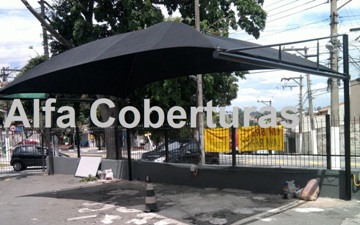 Tela de sombreamento para pergolados e áreas comuns de condomínios instaladas em Ribeirão Preto - SP